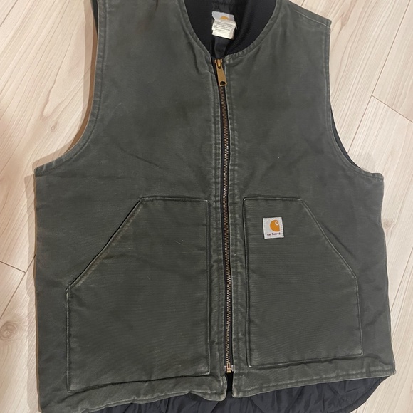 Carhartt vest - Picture 2 of 2